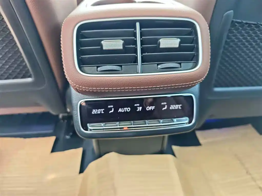 Mercedes-Benz GLE 2025 Facelift GLE 350 4MATIC Fashion Model фото 12