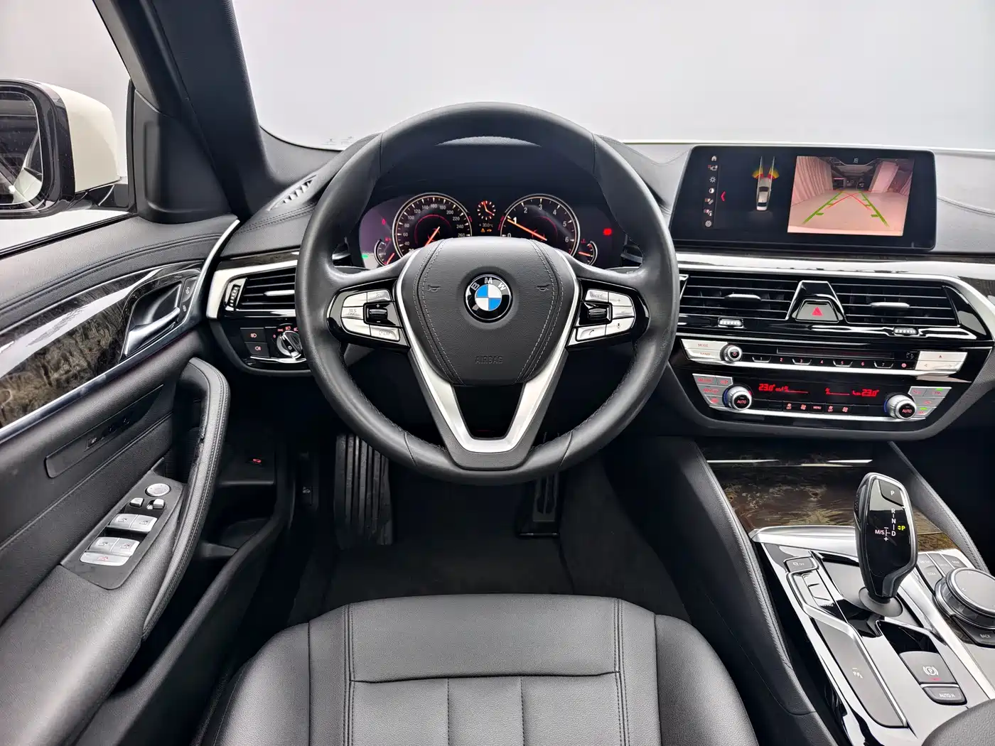 BMW 5 Series 2018 525Li M Sport Package фото 13