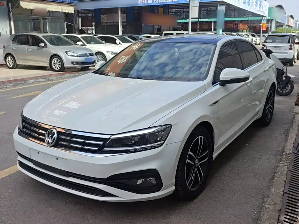 VOLKSWAGEN LINGDU