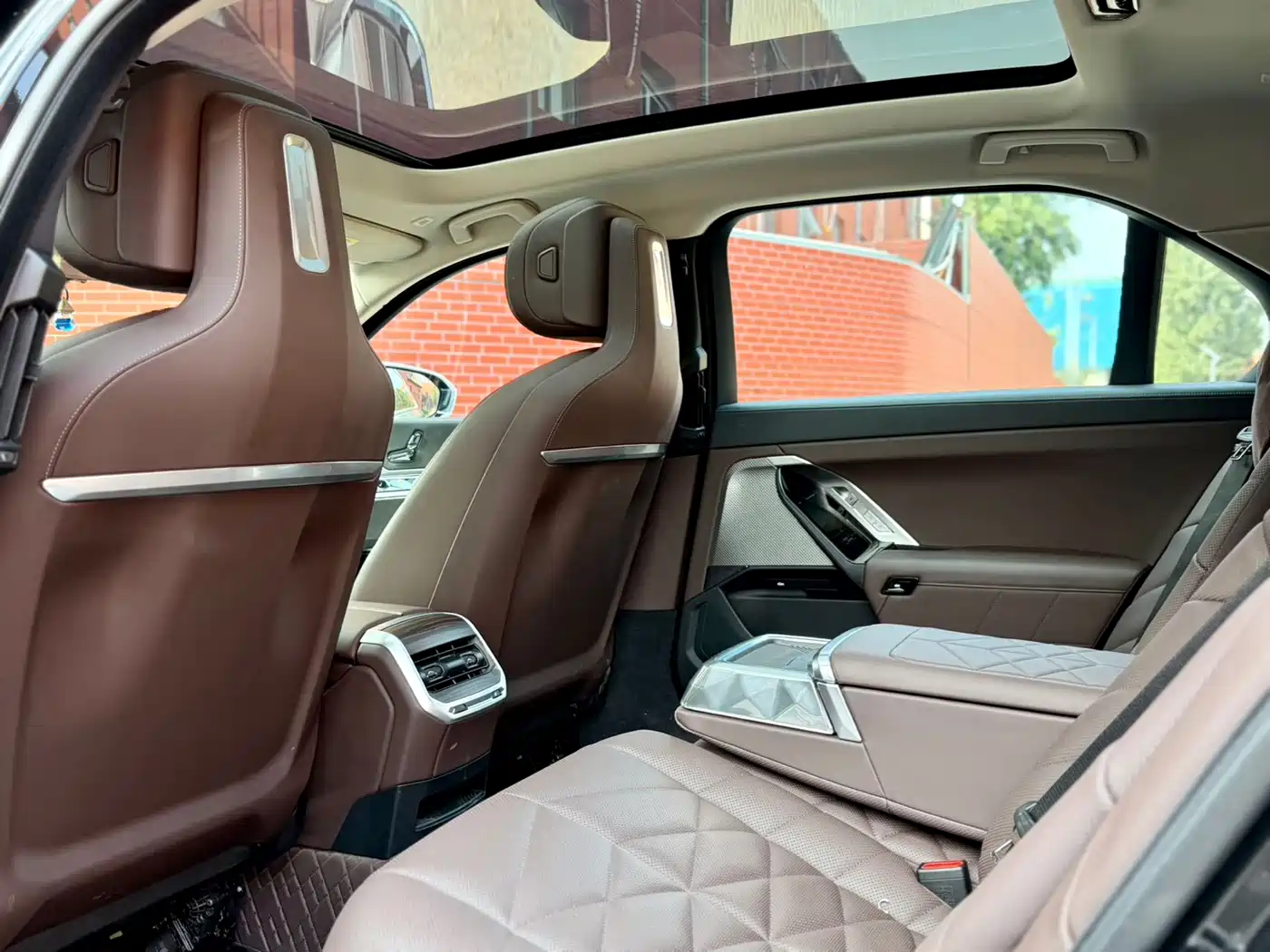 BMW i7 2024 2023 eDrive50L Leading Luxury Package