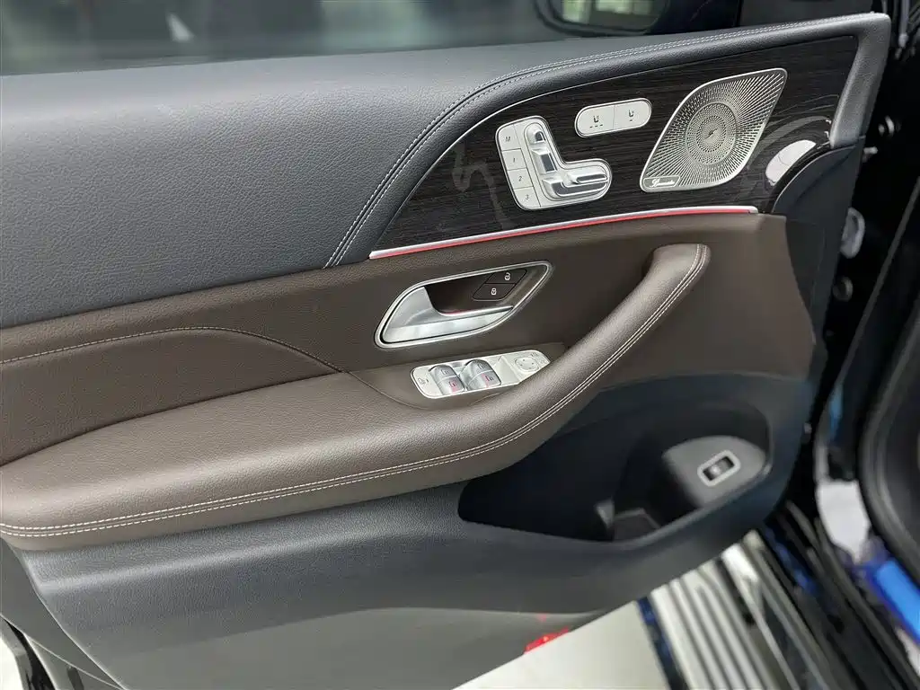 Mercedes-Benz GLS 2023 Facelift GLS 450 4MATIC Fashion фото 20