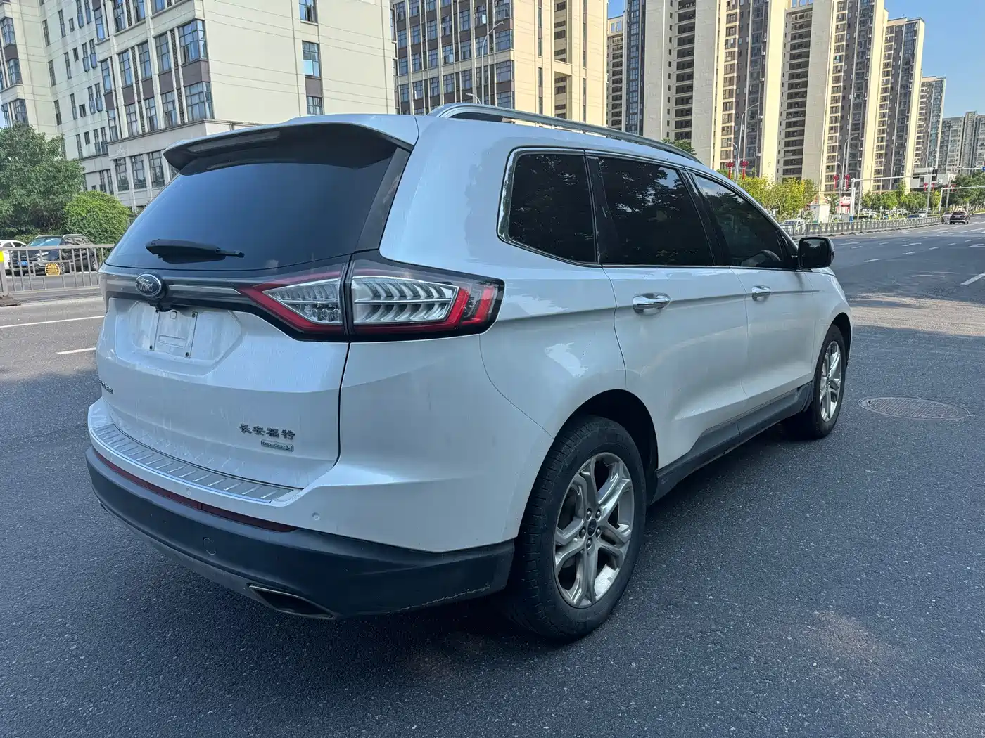 Фото 5 - Ford Edge