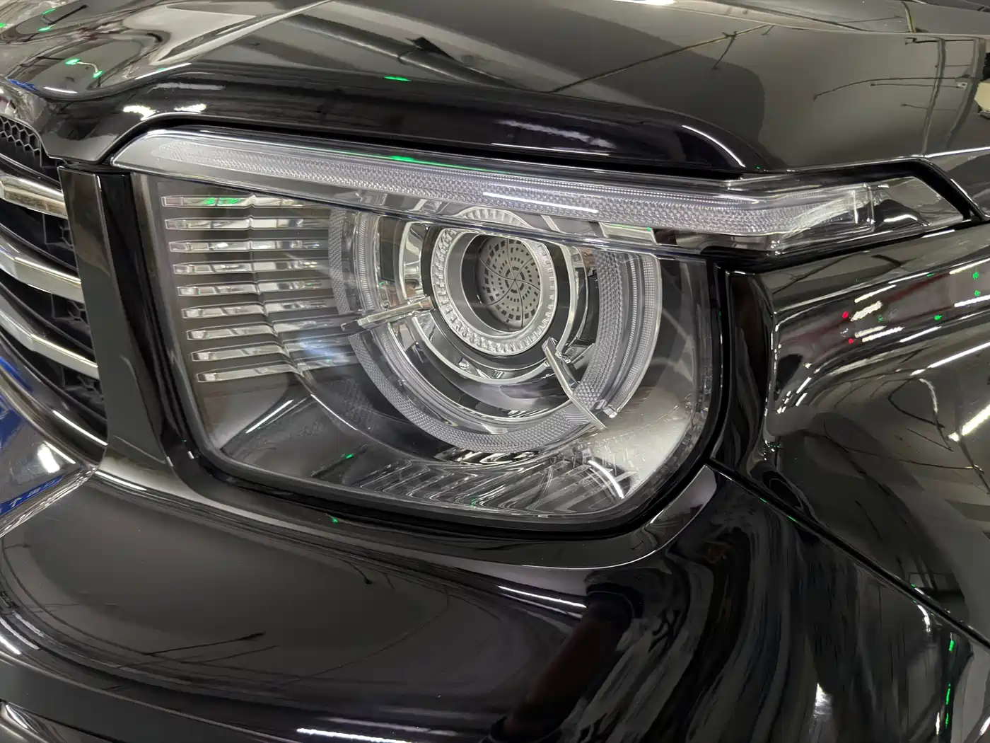 TANK TANK 700 NEW ENERGY