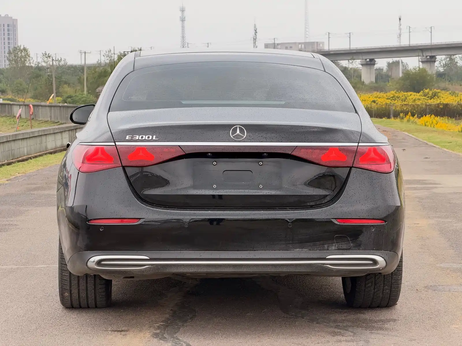 Фото 8 - Mercedes-Benz E-Class