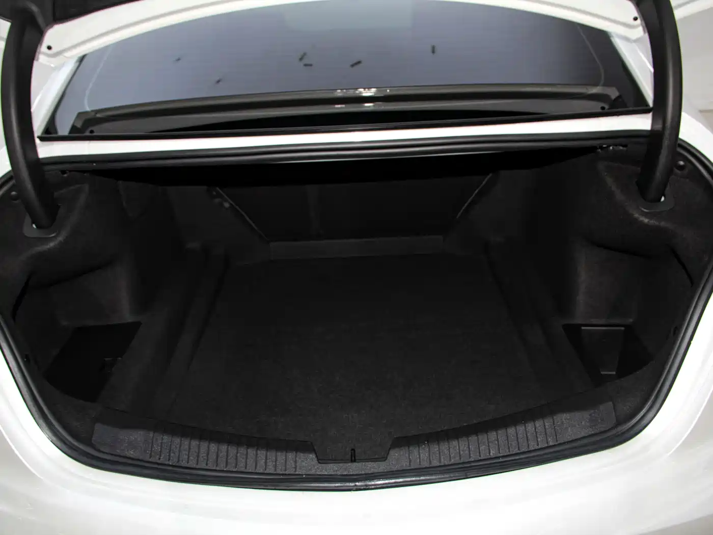 Cadillac CT5 2024 28T Luxury Model Pro фото 13