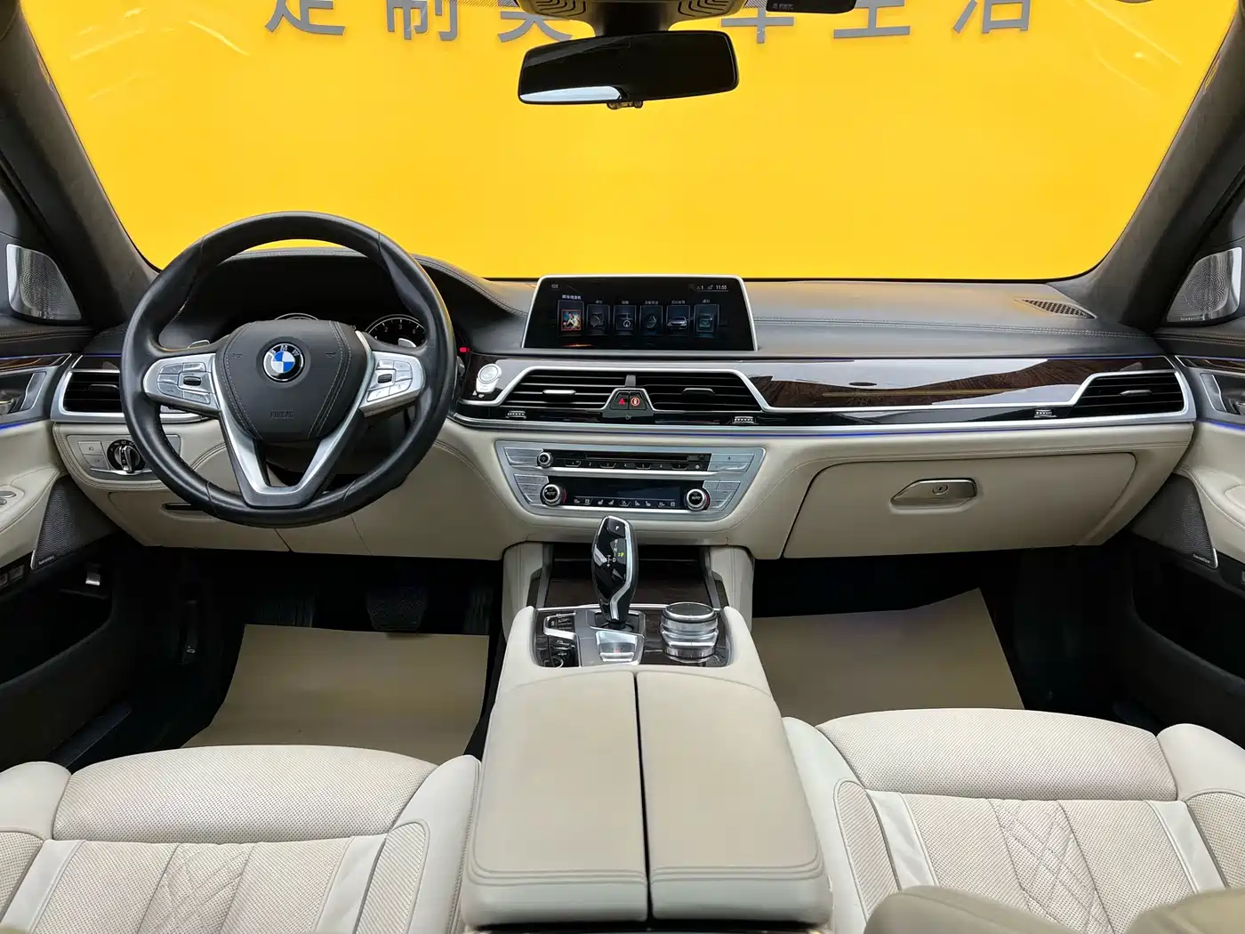 BMW 7 Series 2016 740Li Premium фото 16