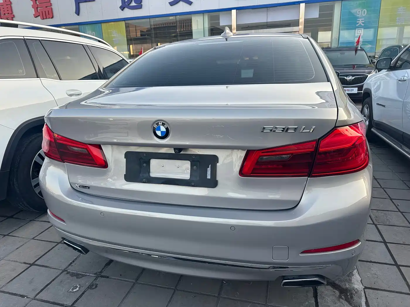 BMW 5 Series 2018 Facelift 530Li xDrive Luxury Package фото 13