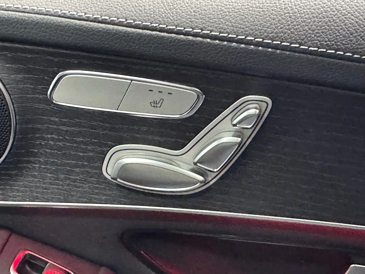 Mercedes-Benz GLC Coupe 2021 GLC 300 4MATIC Coupe SUV фото 22