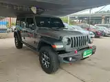 Фото 4 - Jeep Wrangler