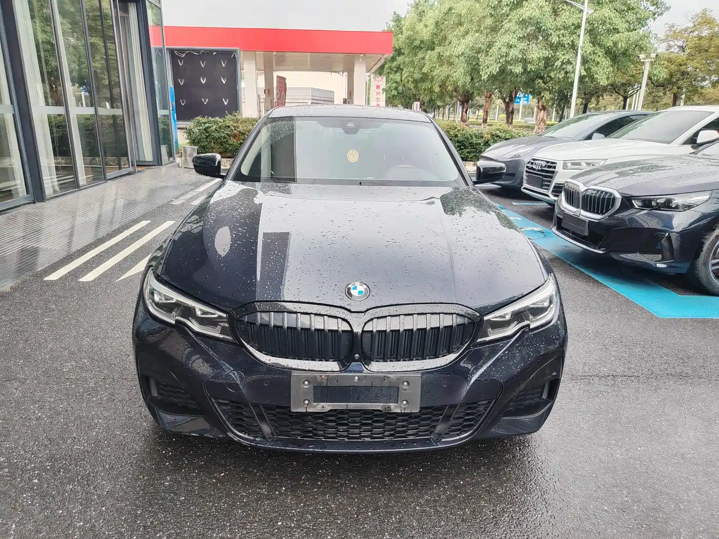 BMW 3 Series 2021 325i M Sport Night Edition фото 2