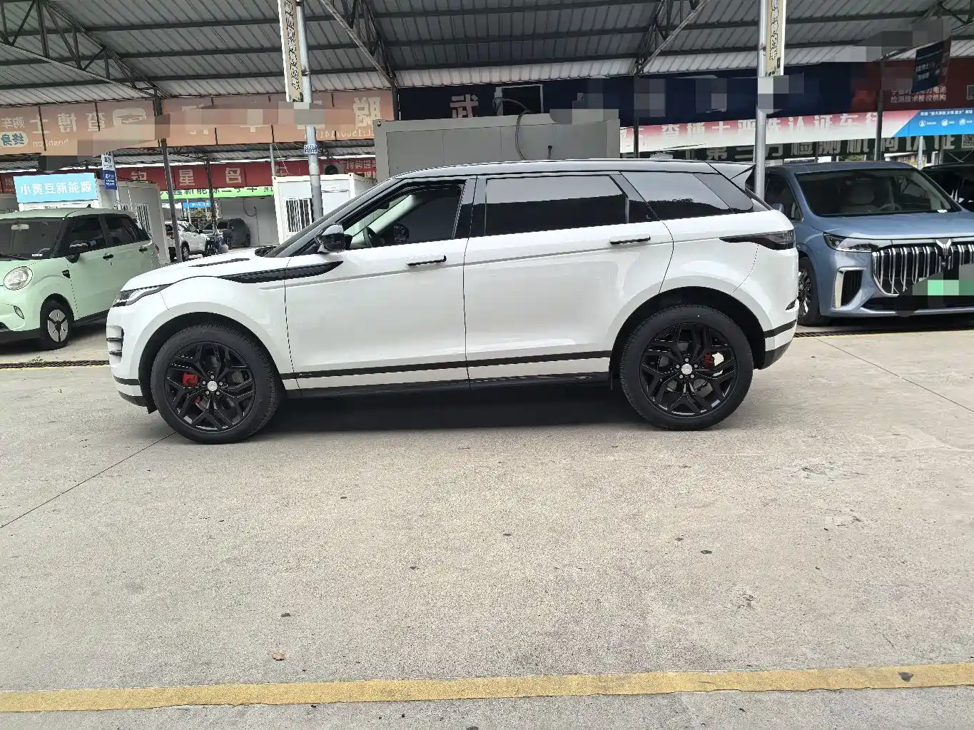 صورة 5 - Land Rover Range Rover Evoque
