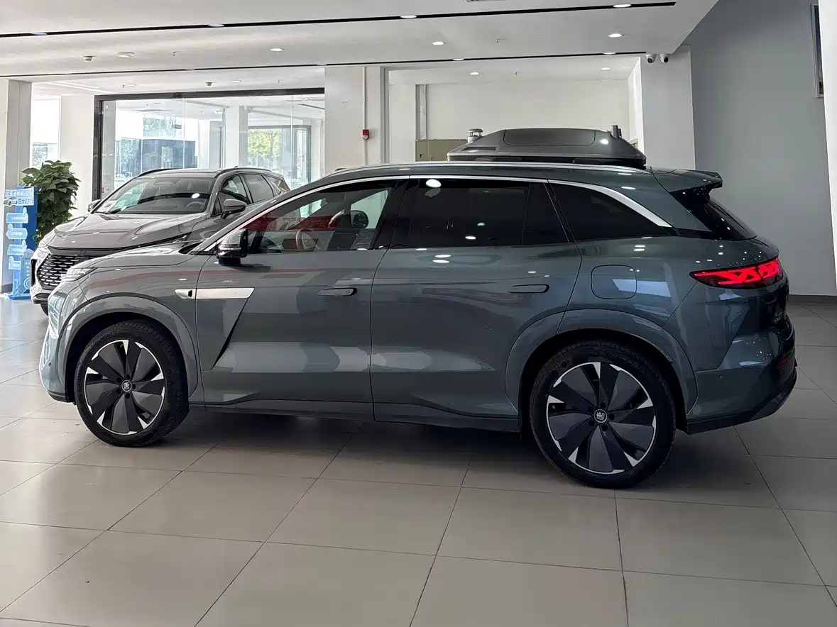 BYD Tang L 2025 DM 175KM Drone Player Edition фото 3