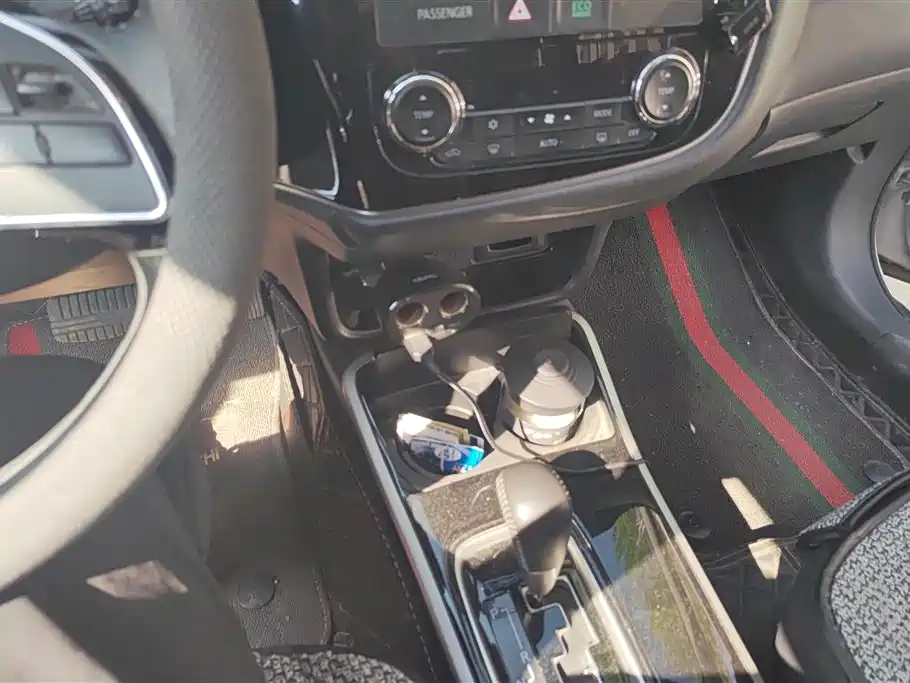 Mitsubishi Outlander 2019 2.0L 2WD Enjoy Edition 7-seater China V фото 16