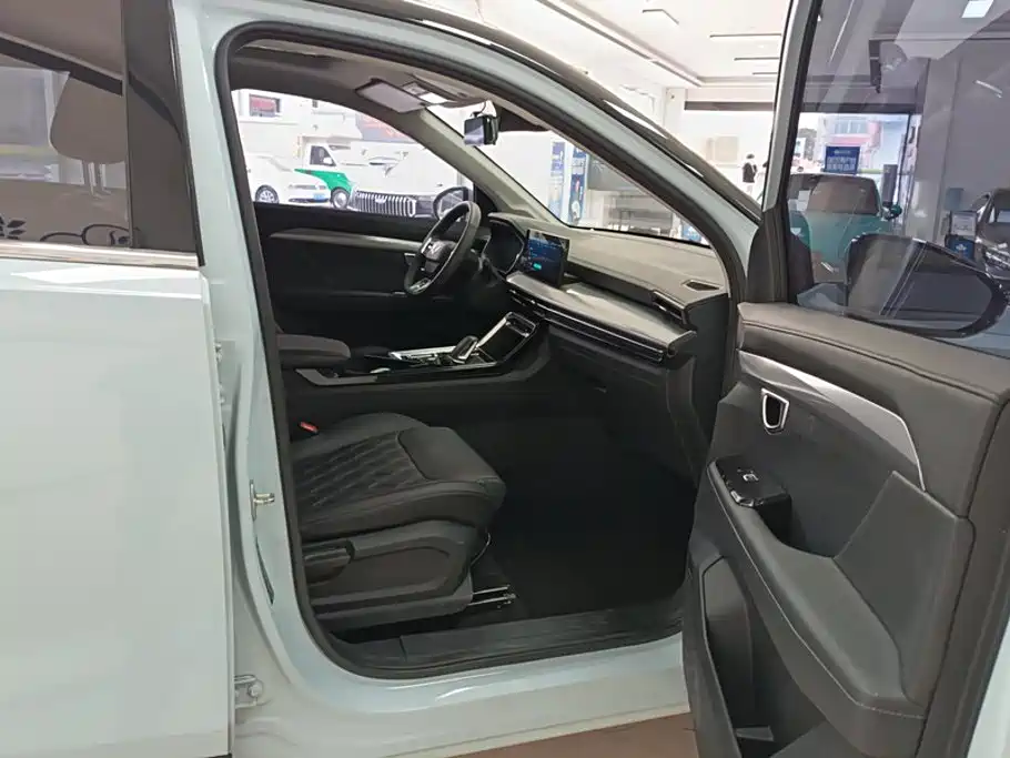 Wuling Motors Wuling Xingchen 2023 2022 2.0L DHT Electric Speed Edition