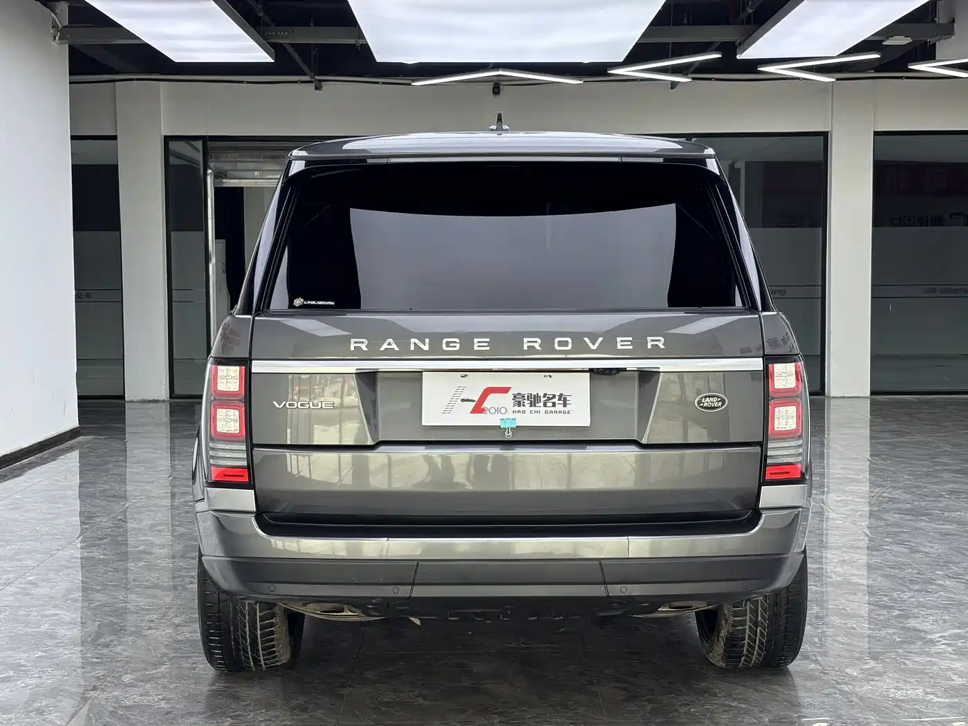 Land Rover Range Rover 2015 3.0 TDV6 Vogue фото 5