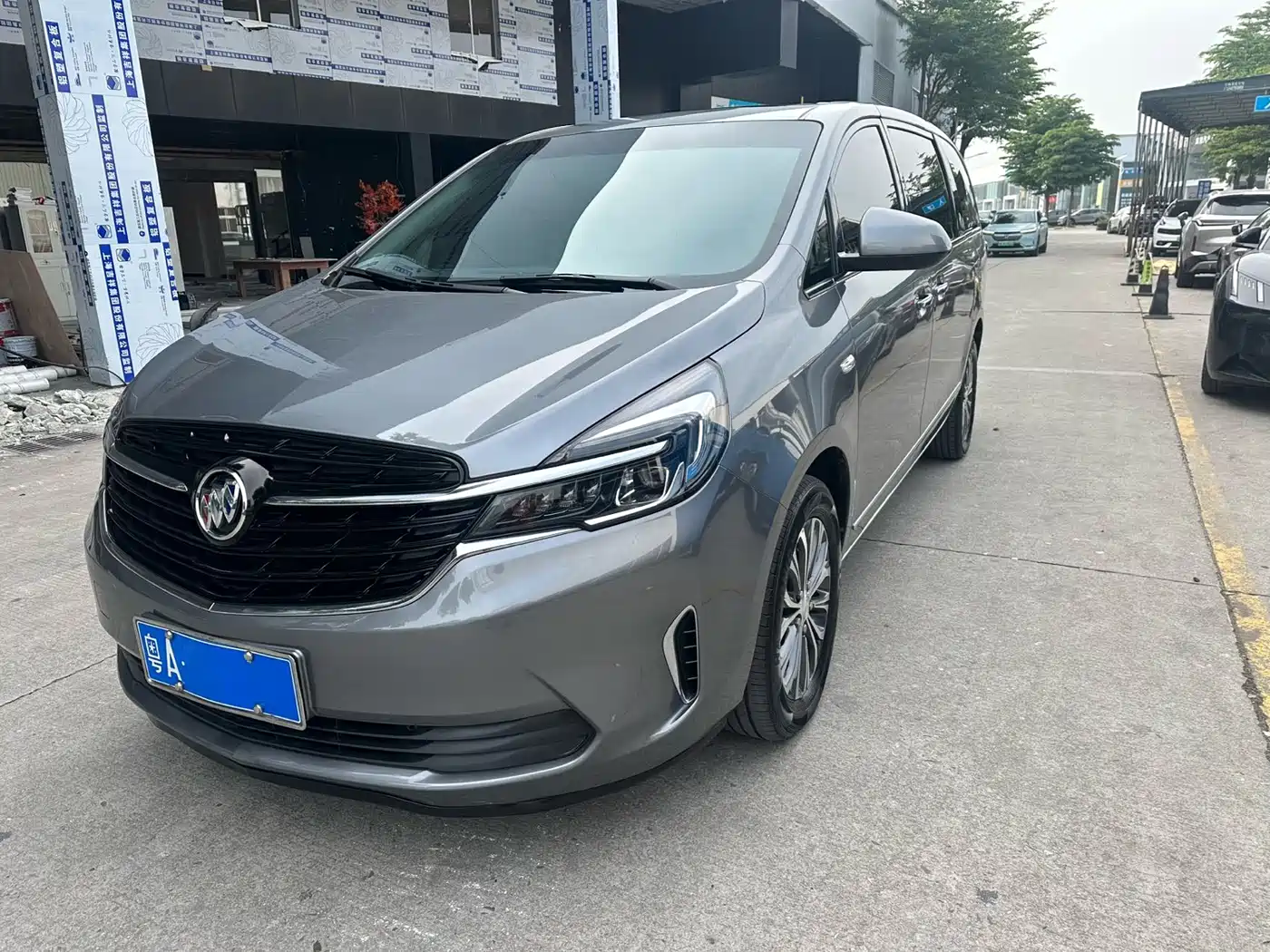 BUICK GL8