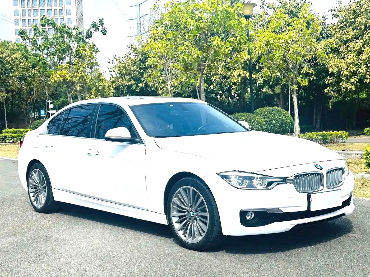 BMW 3 Series 2019 320Li Fashion Type фото 3