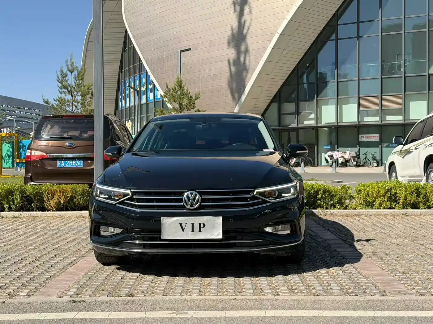 Volkswagen Magotan 2020 330TSI DSG Luxury фото 2