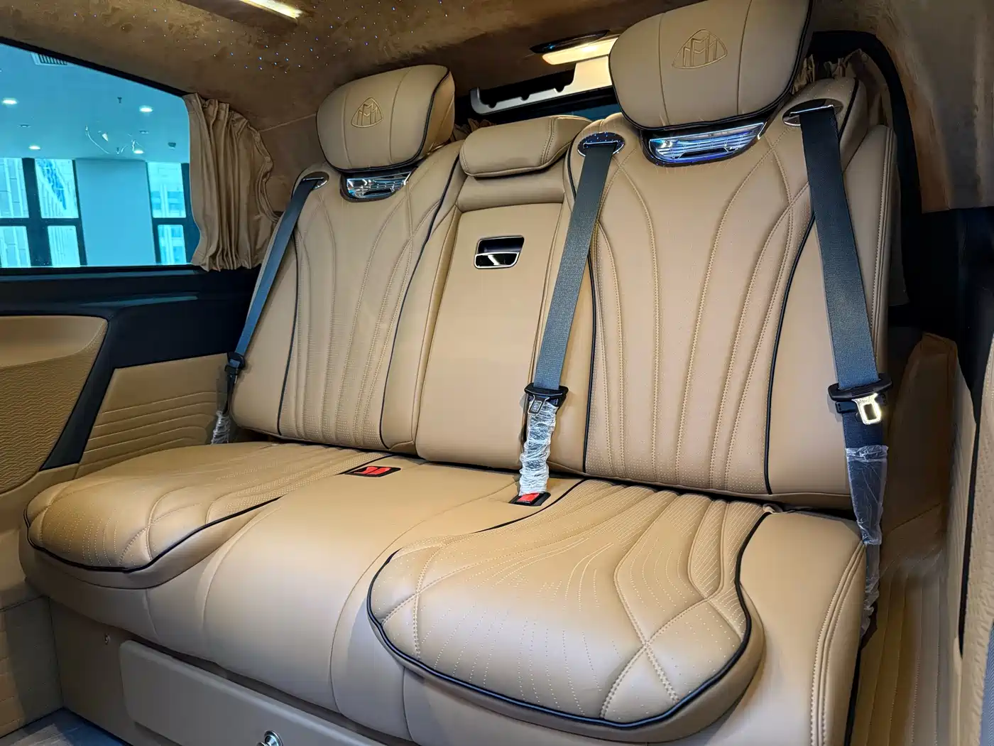 Mercedes-Benz Vito 2023 2.0T Business 7-Seater фото 12