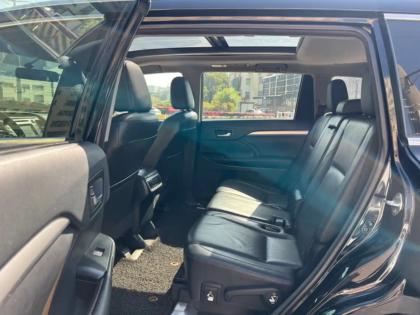 Toyota Highlander 2015 2.0T AWD Luxury Edition 7-seater фото 9