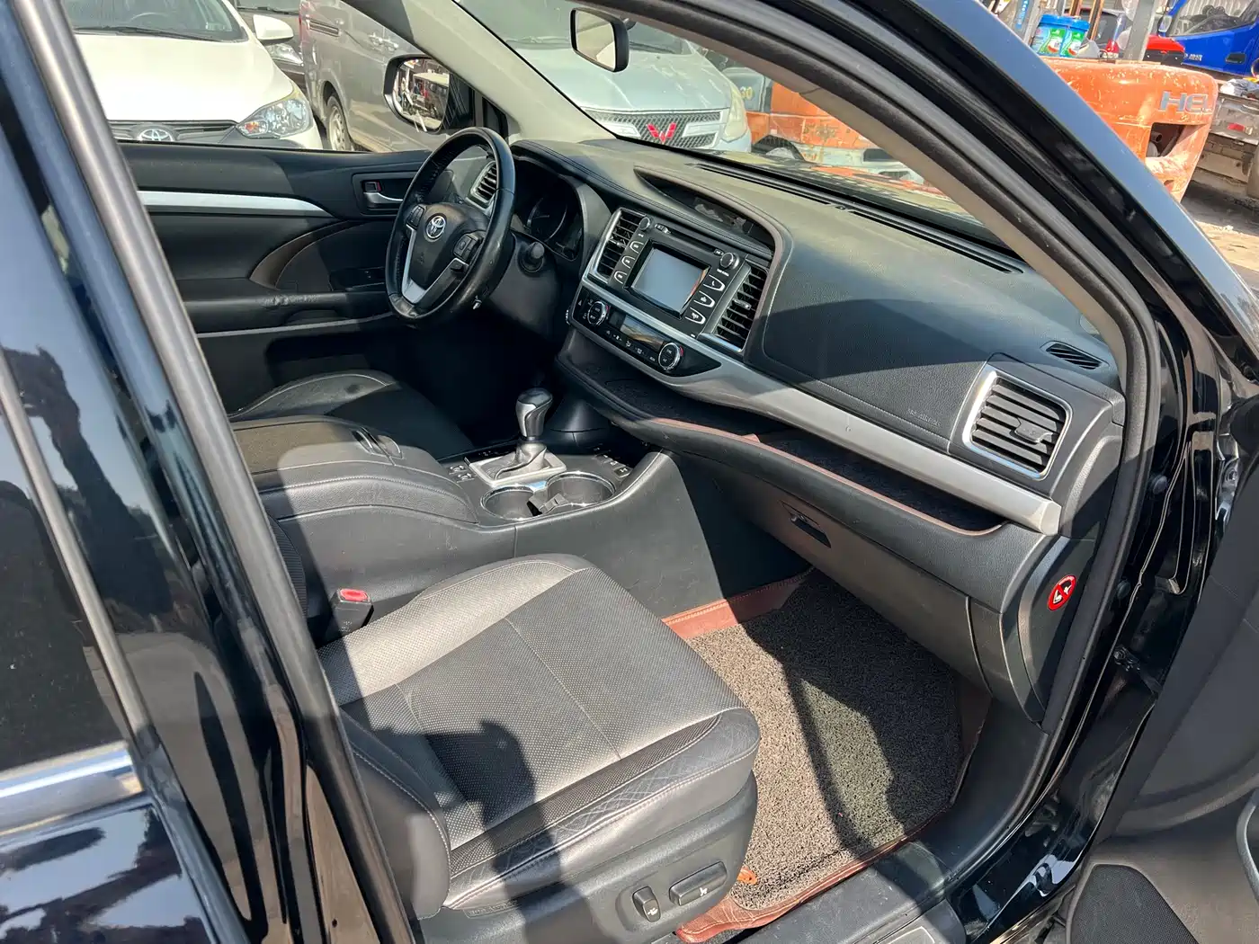Toyota Highlander 2015 2.0T AWD Luxury Edition 7-seater фото 22