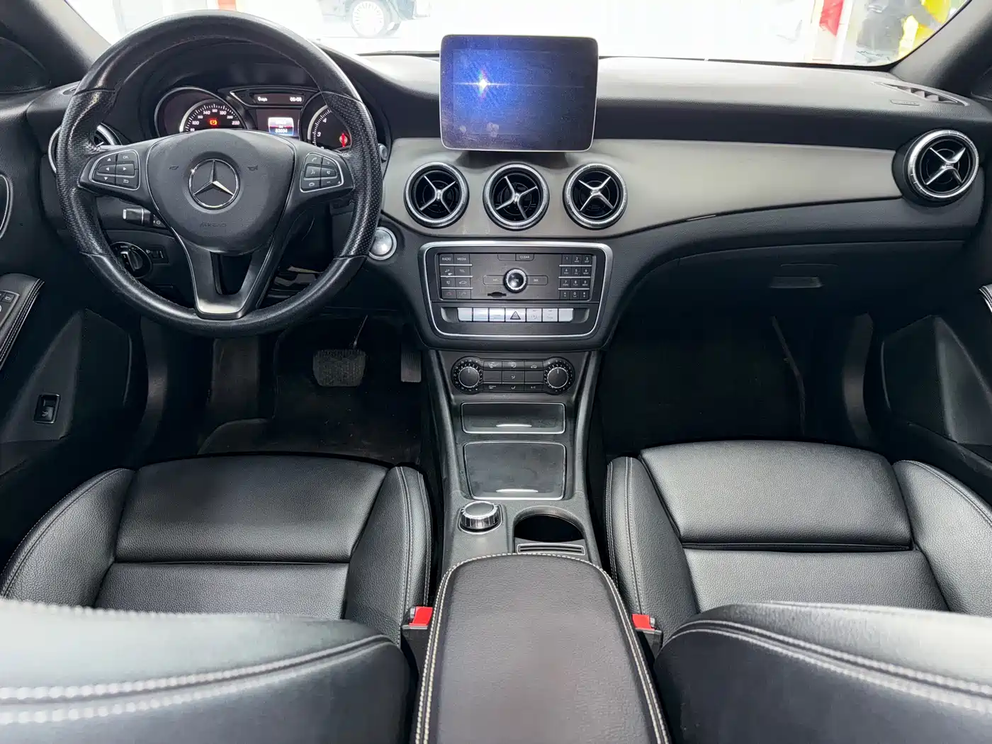 Mercedes-Benz CLA (Import) 2018 2018 CLA 200 Dynamic Edition