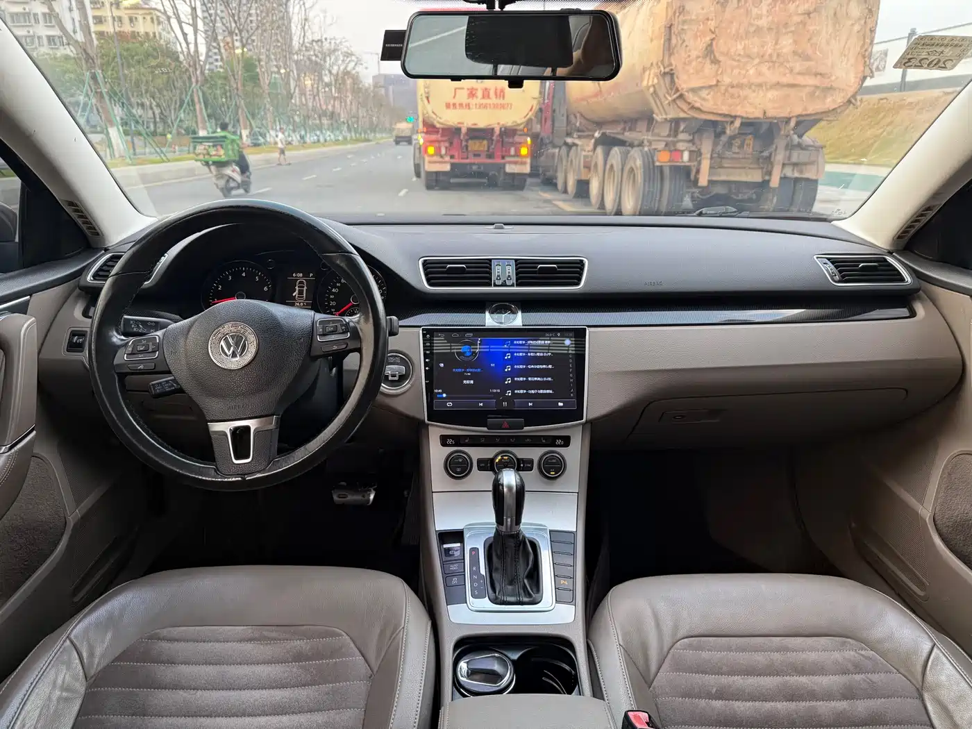 Volkswagen Magotan 2015 1.8TSI Luxury фото 11