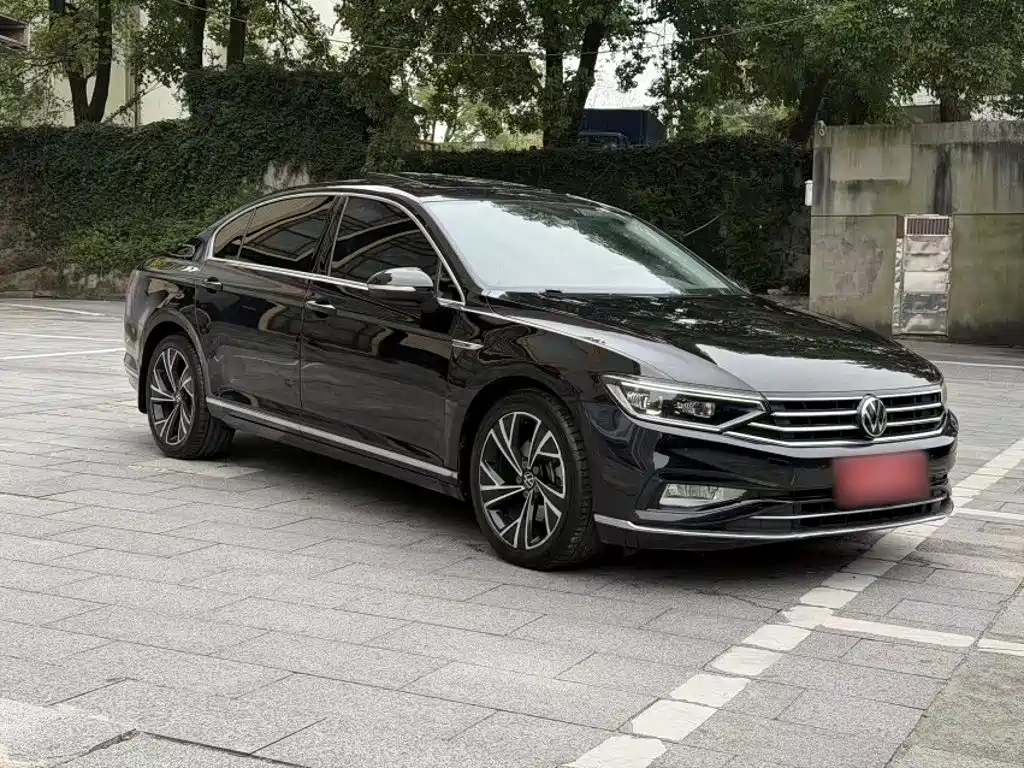 Фото 4 - Volkswagen Magotan