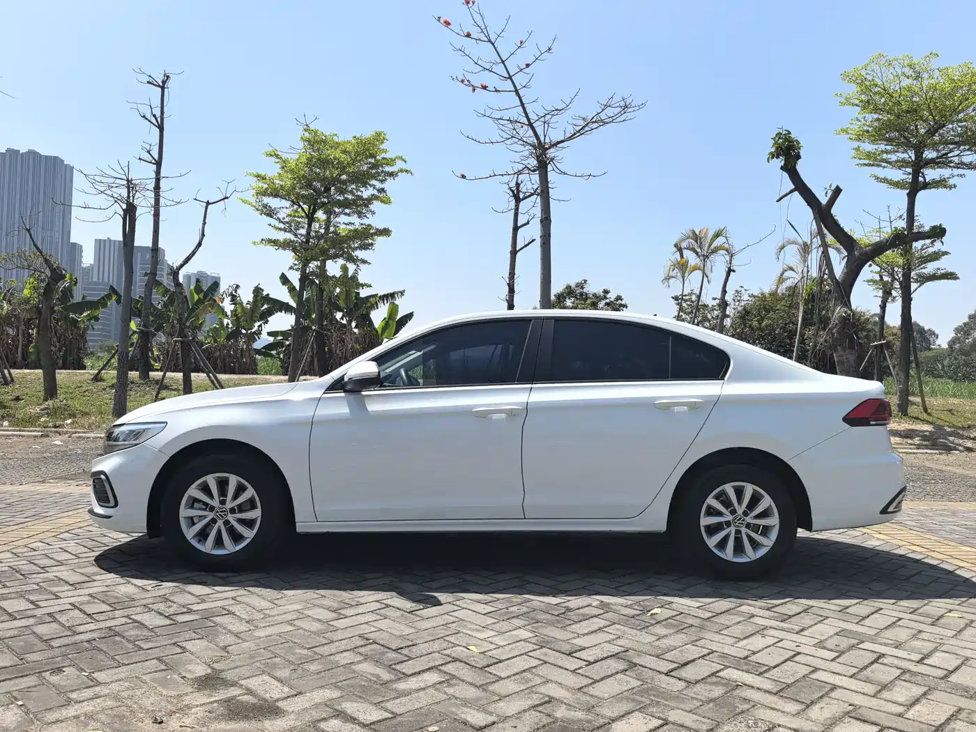 Volkswagen Bora 2023 200TSI DSG Comfort Edition фото 4