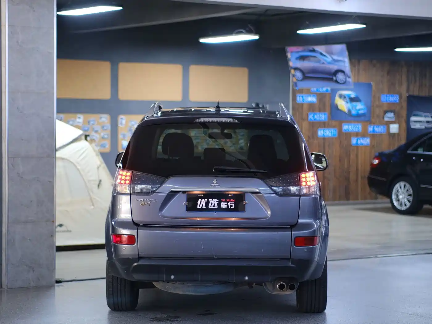 Mitsubishi Outlander (Import) 2009 2009 3.0 Luxury