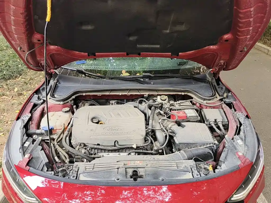 Ford Focus 2023 2022 Hatchback EcoBoost 180 Automatic ST Line