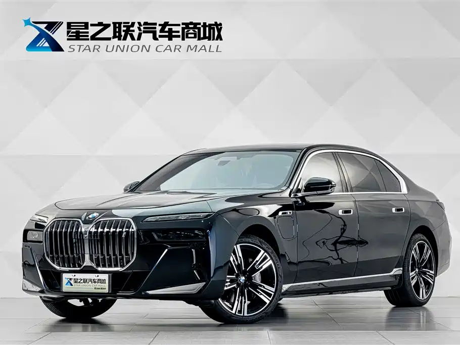 2025 BMW i7