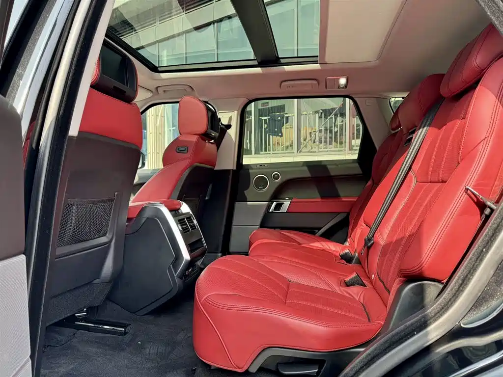 Land Rover Range Rover Sport 2016 Model 3.0 SC V6 HSE DYNAMIC фото 20