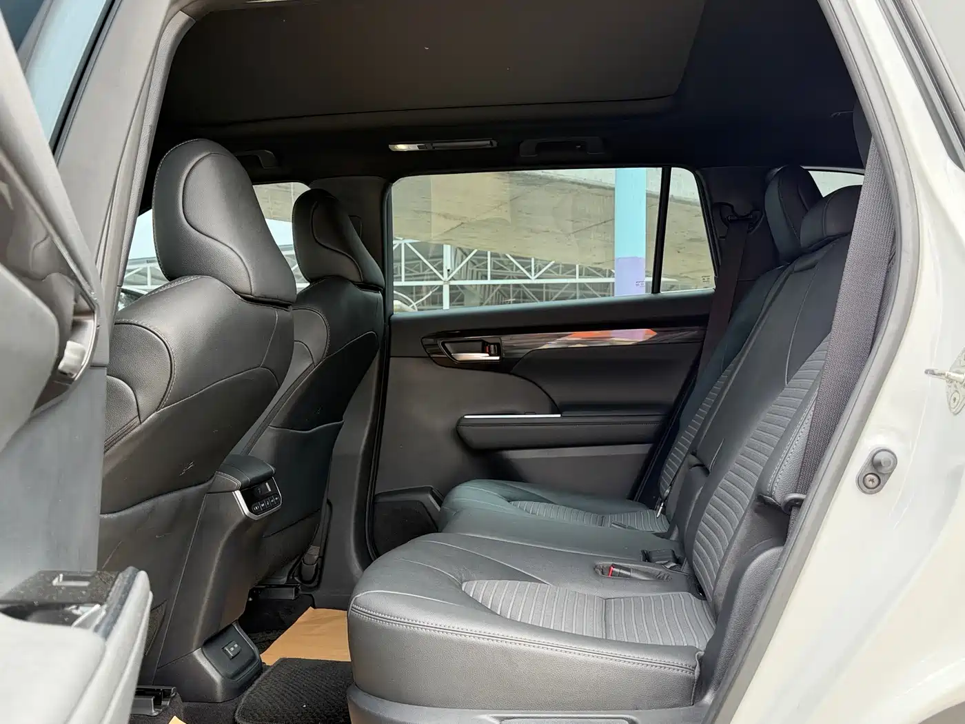 Toyota Crown Kluger 2022 2021 2.5L HEV 4WD Luxury