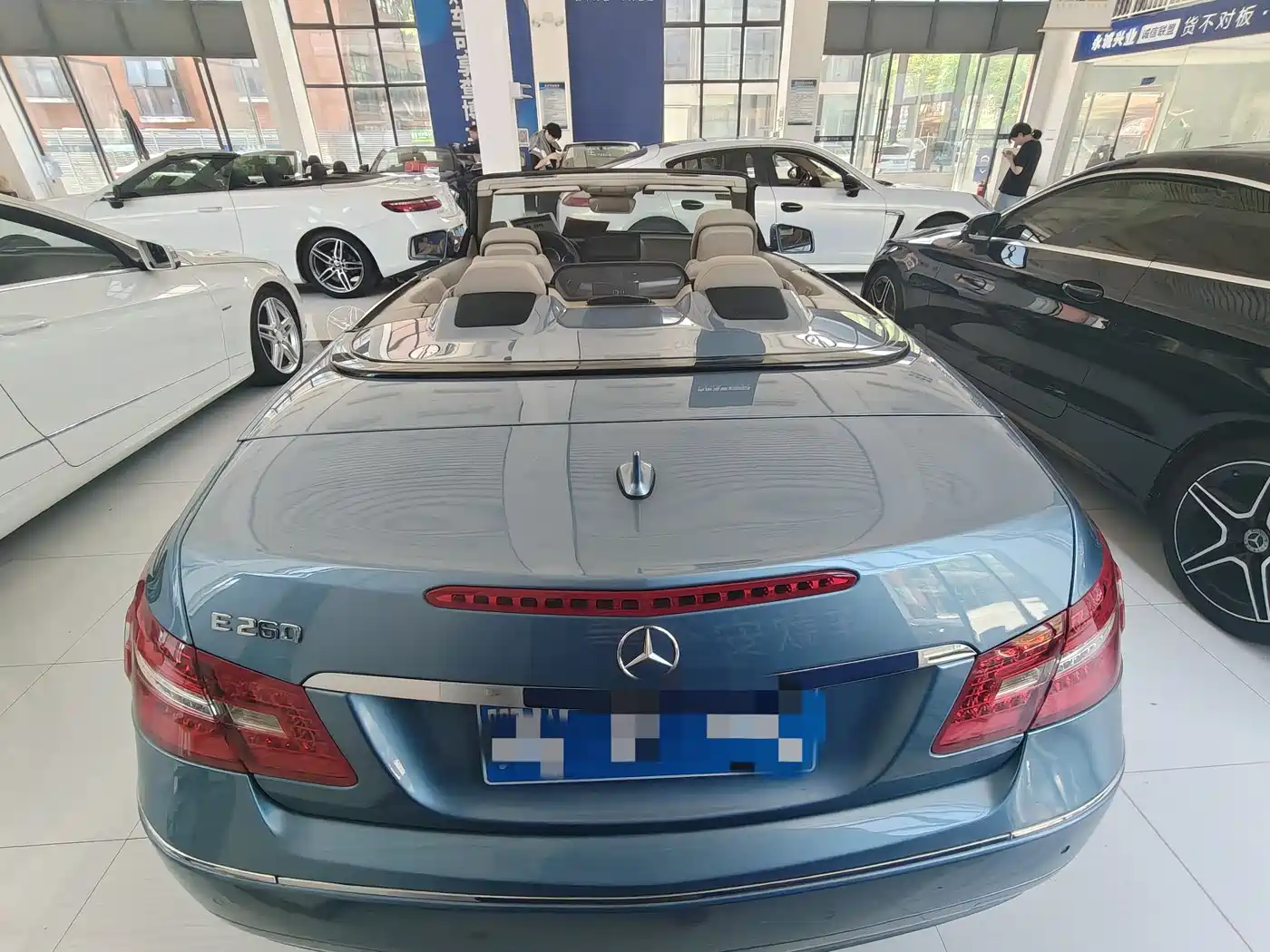 Mercedes-Benz E-Class (Import) 2011 E 260 CGI Convertible фото 10