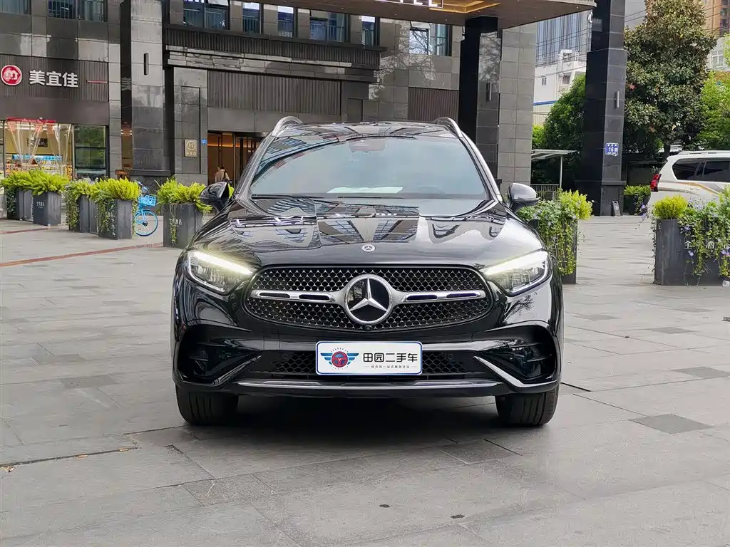 Mercedes-Benz GLC 2024 GLC 300 L 4MATIC Dynamic 7-seater фото 2
