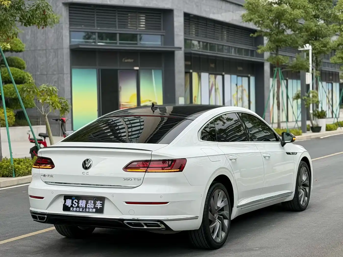 Volkswagen FAW-Volkswagen CC 2021 380TSI Eye-catching Edition фото 10