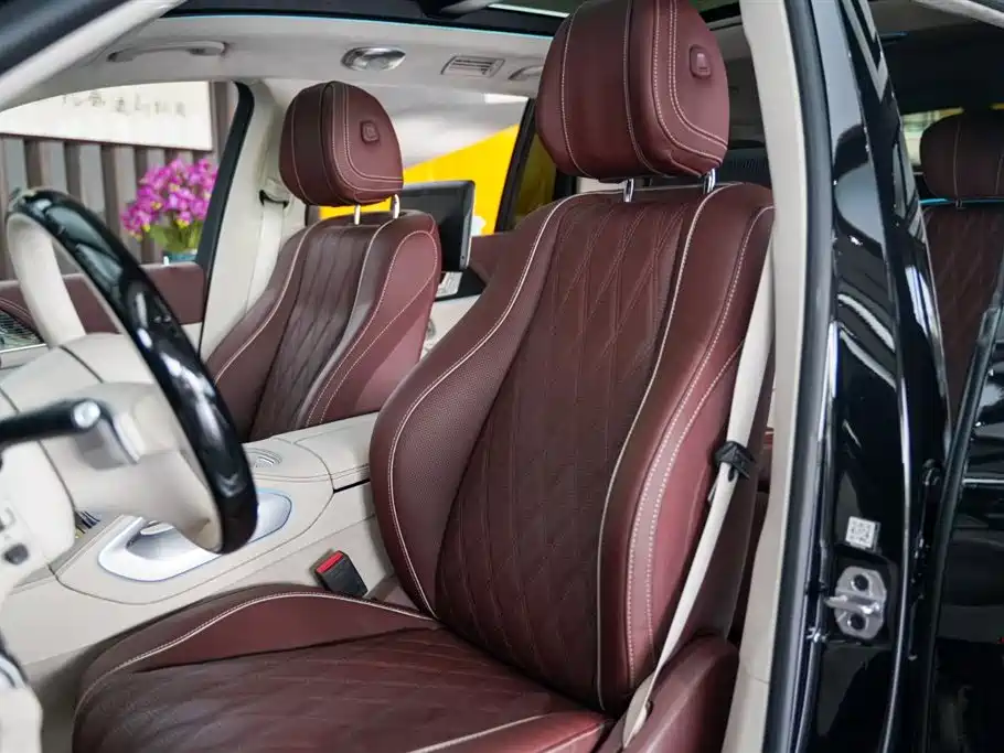 Mercedes-Benz Maybach GLS 2024 GLS 600 4MATIC Ritual Edition фото 16