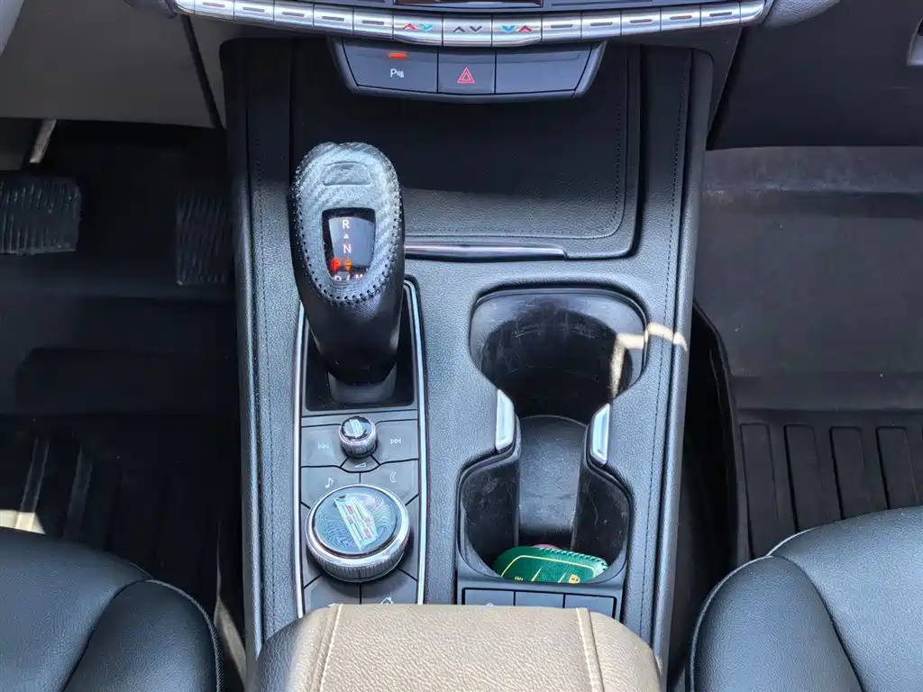 Cadillac XT4 2022 28T FWD Style фото 14