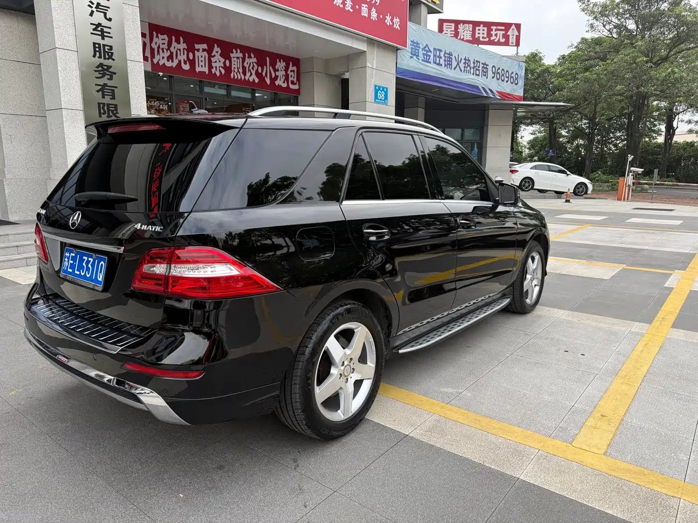 Mercedes-Benz M-Class 2015 ML 400 4MATIC Luxury фото 7