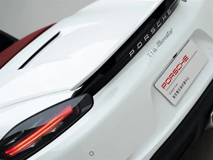 Porsche 718 2016 Boxster 2.0T фото 7