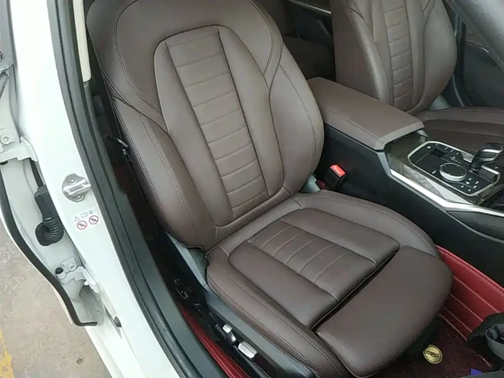 BMW 3 Series 2021 325Li M Sport Package фото 25