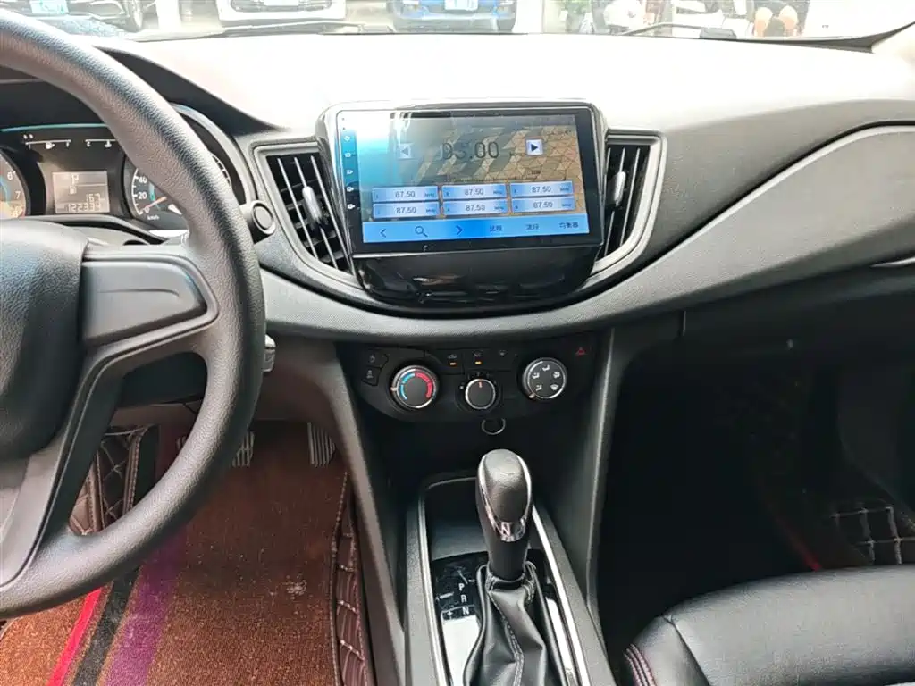 Chevrolet Cavalier 2016 1.5L Automatic Enjoyment Edition фото 13