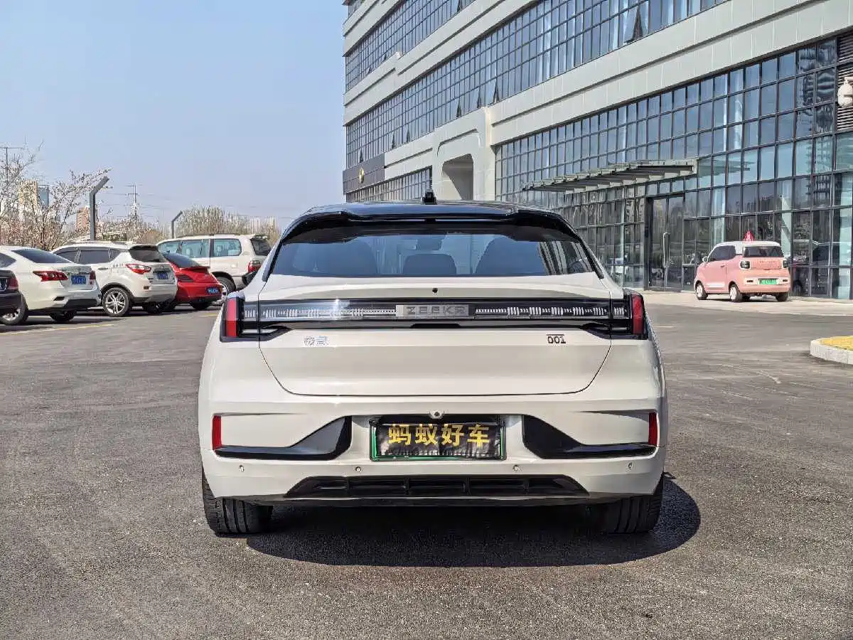 ZEEKR EXTREME KRYPTON 001