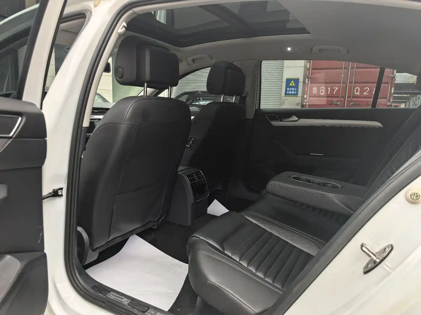 Volkswagen Magotan 2017 330TSI DSG Leading фото 4