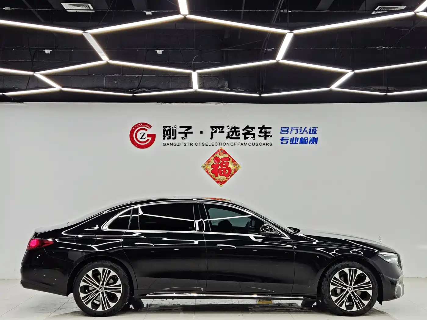 Mercedes-Benz E-Class 2025 E 300 L Luxury фото 25