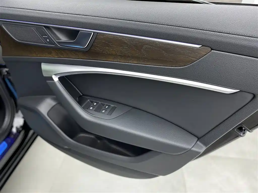 Audi A6L 2021 45 TFSI quattro Exclusive Elegance фото 21