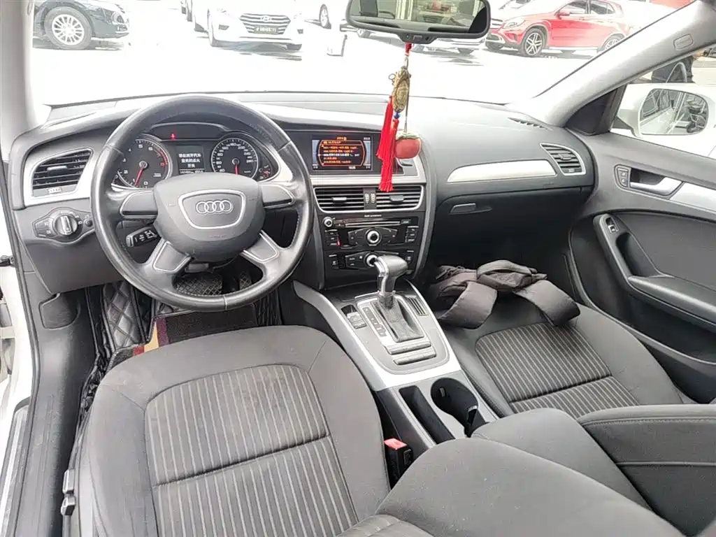 Audi A4L 2016 30 TFSI Collector's Edition Automatic Comfort фото 10