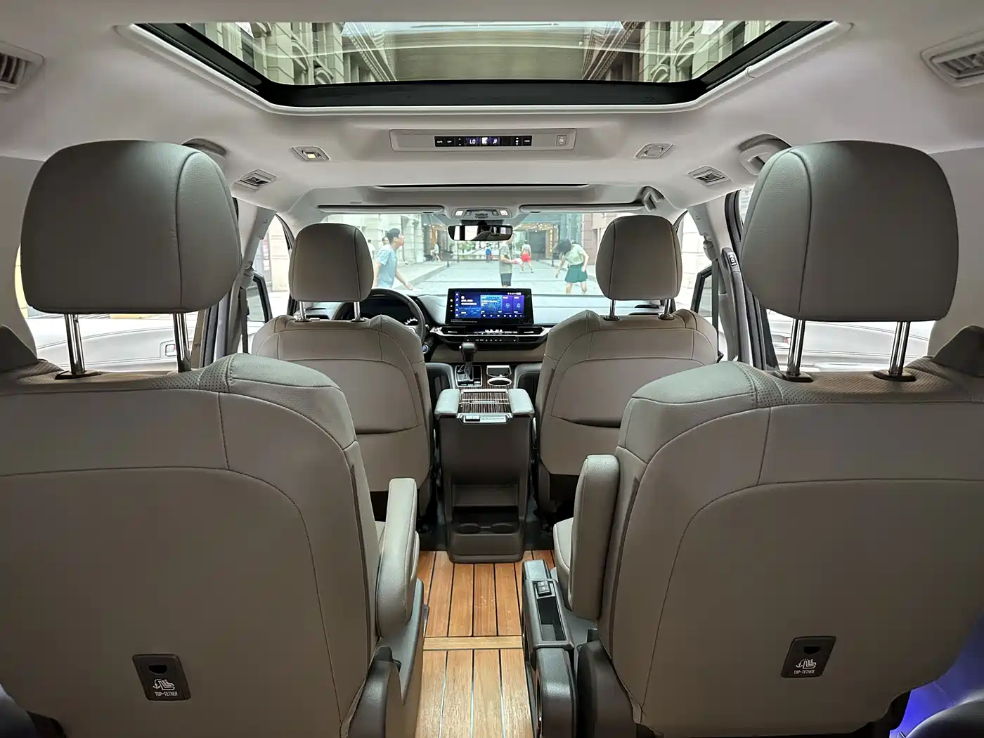 Toyota Granvia 2023 2023 2.5L Hybrid Prestige PLUS Edition