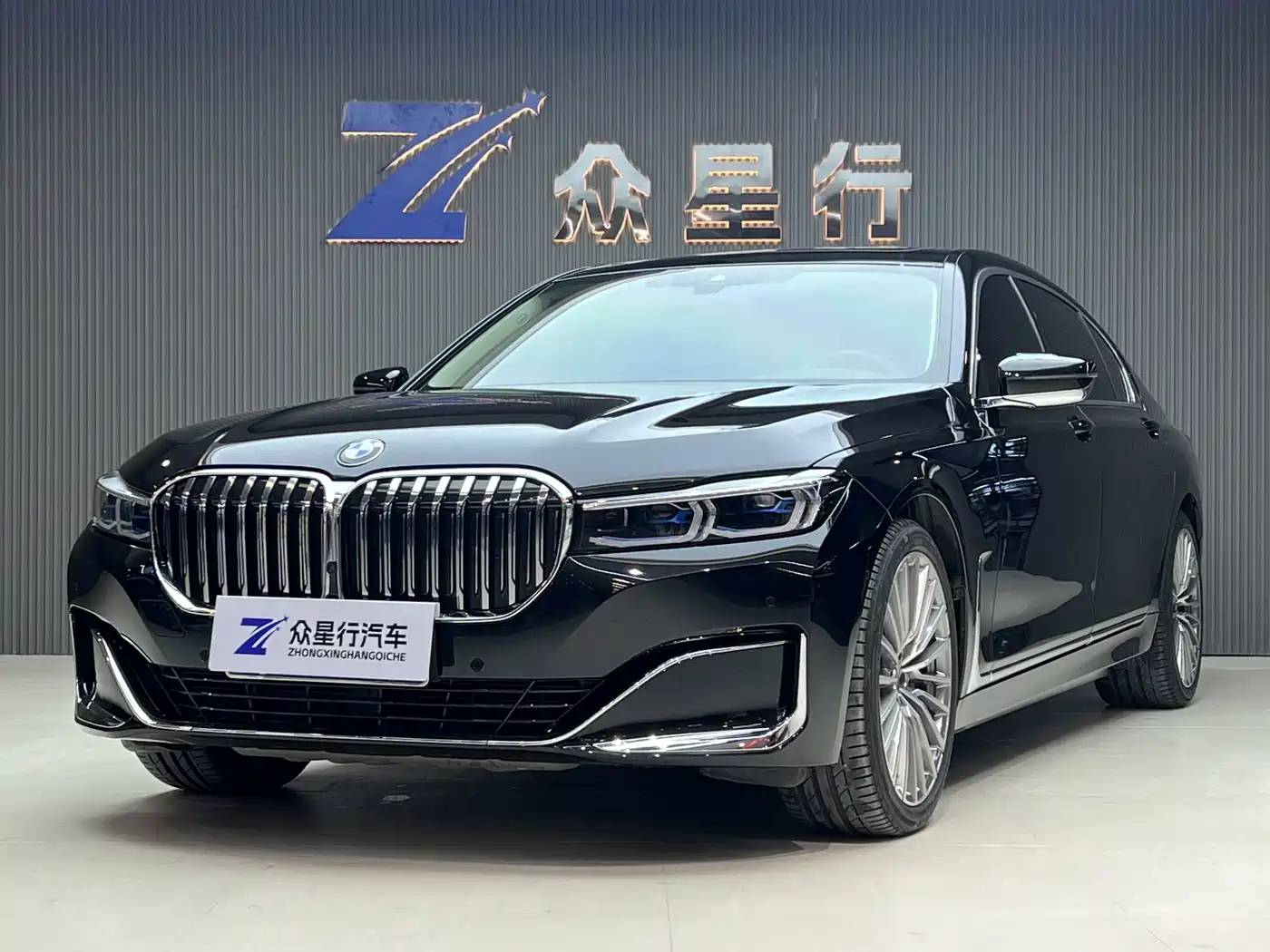 BMW 7 Series 2019 740Li Premium Luxury Package фото 8